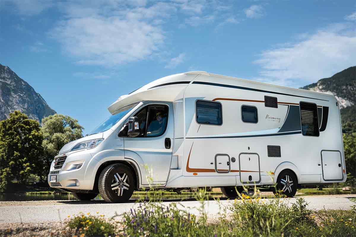 BÜRSTNER Wohnmobil Lyseo 2 ab 110,- € / Tag